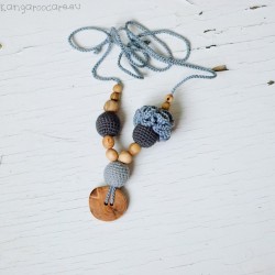 KangarooCare flower in charcoal & grey, genévrier