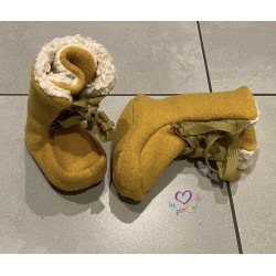 Chaussons/Bottines en laine moutarde